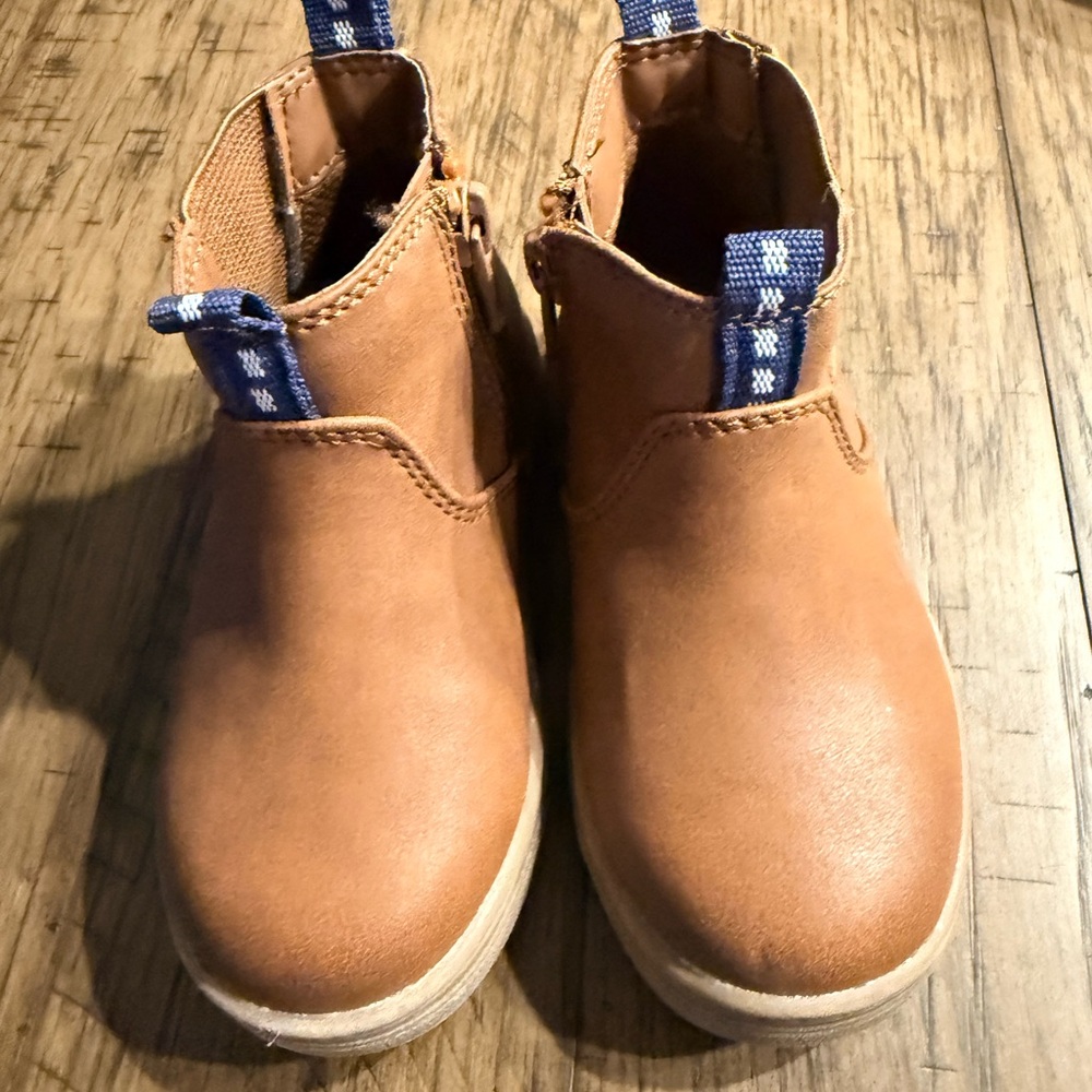 Cat & Jack Toddler Size 7 Brown Chelsea Boots